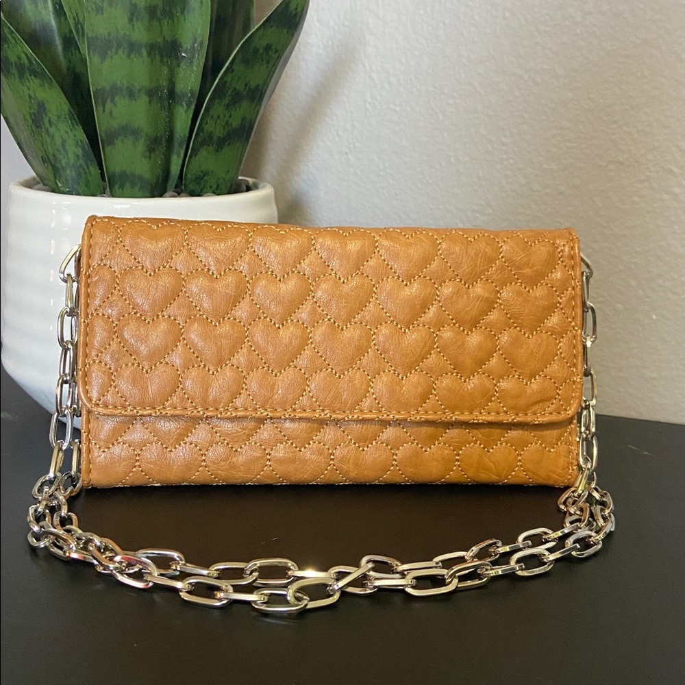 Tan Quilted Heart Leather Clutch Wallet and Removable Chain for a Flap Wallet